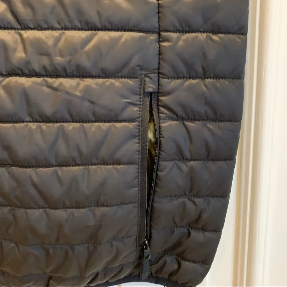 J. Crew Black Puffer Vest‎ M